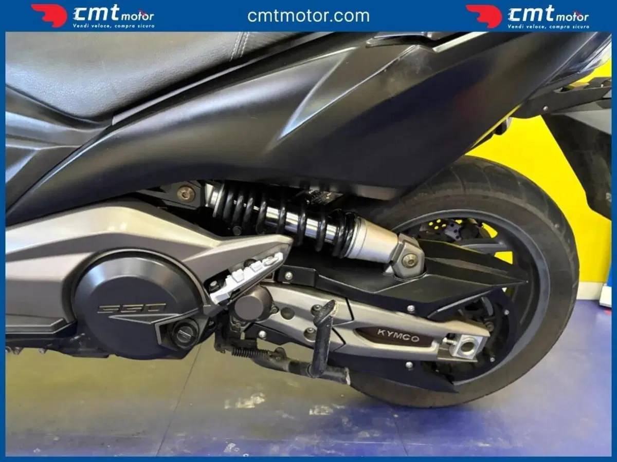 Kymco AK 550 ETS (2021 - 26) (7)