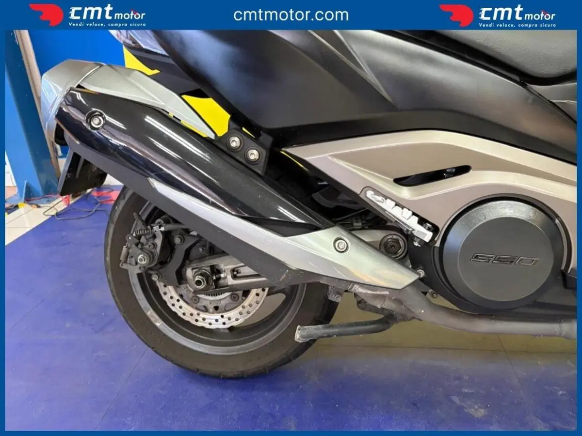 Kymco AK 550 ETS (2021 - 26) (8)