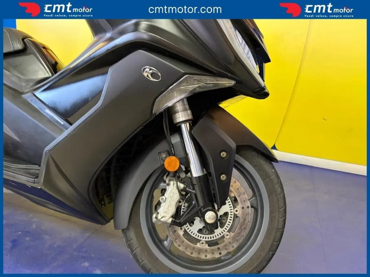 Kymco AK 550 ETS (2021 - 26) (10)