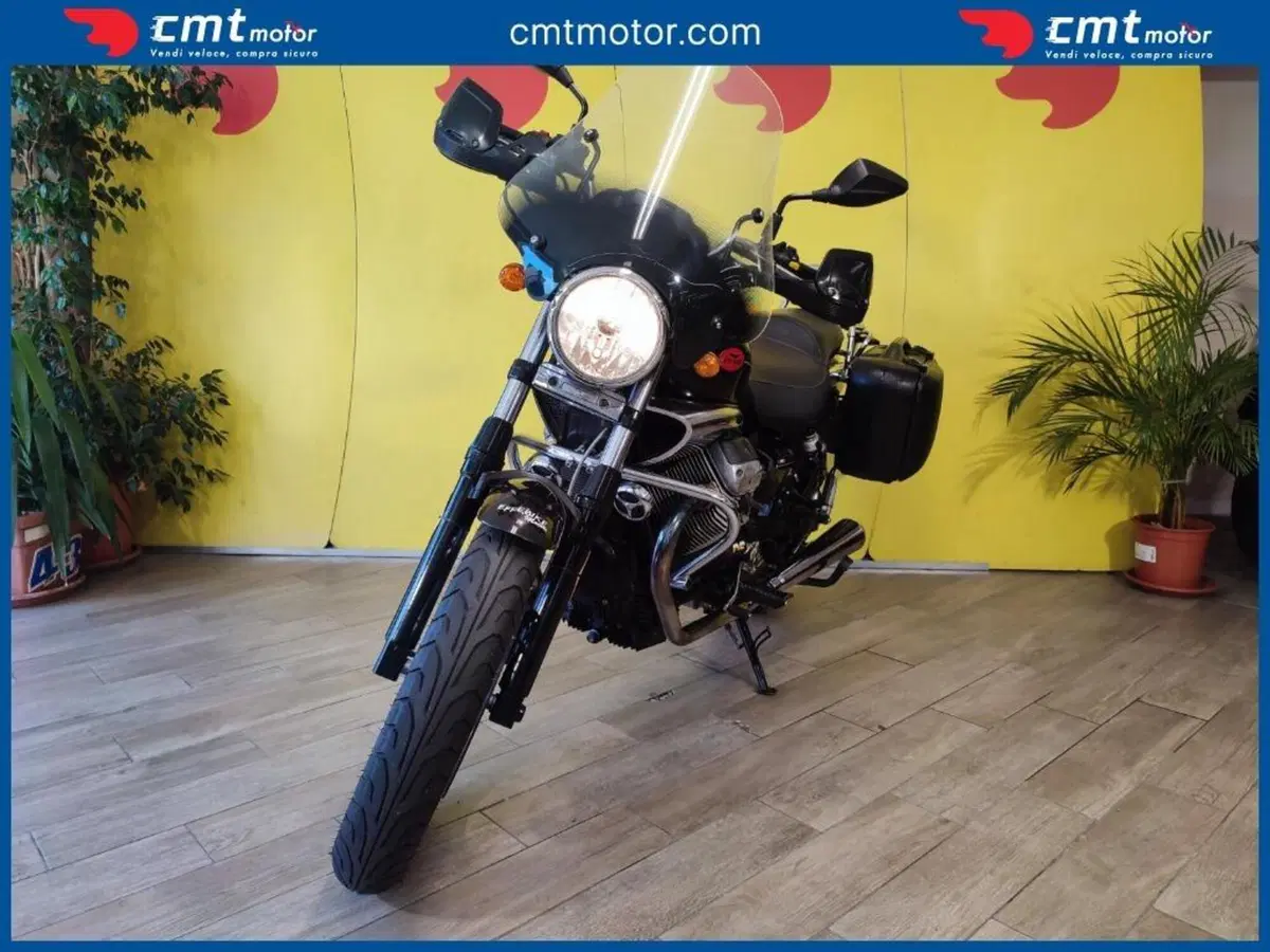 Moto Guzzi Nevada 750 Classic (2008 - 15) (2)