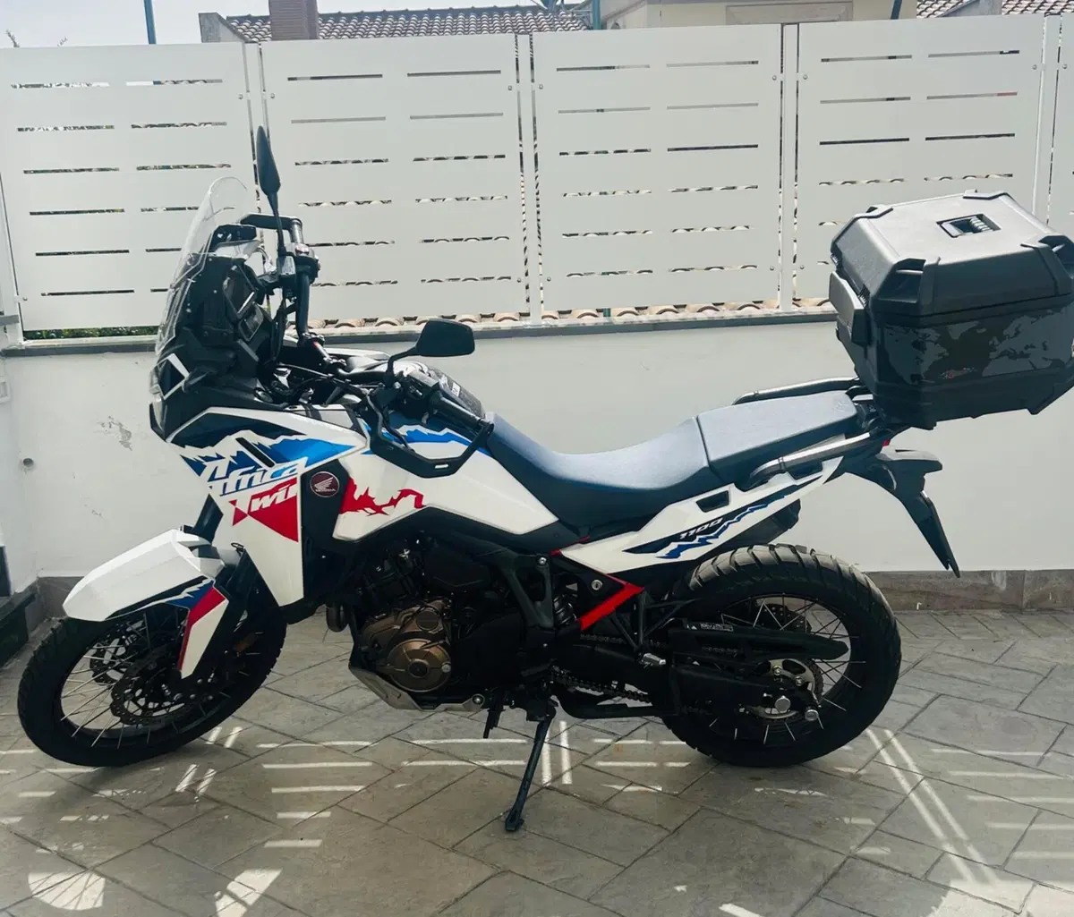 Honda Africa Twin CRF 1100L ES DCT (2024 - 26)