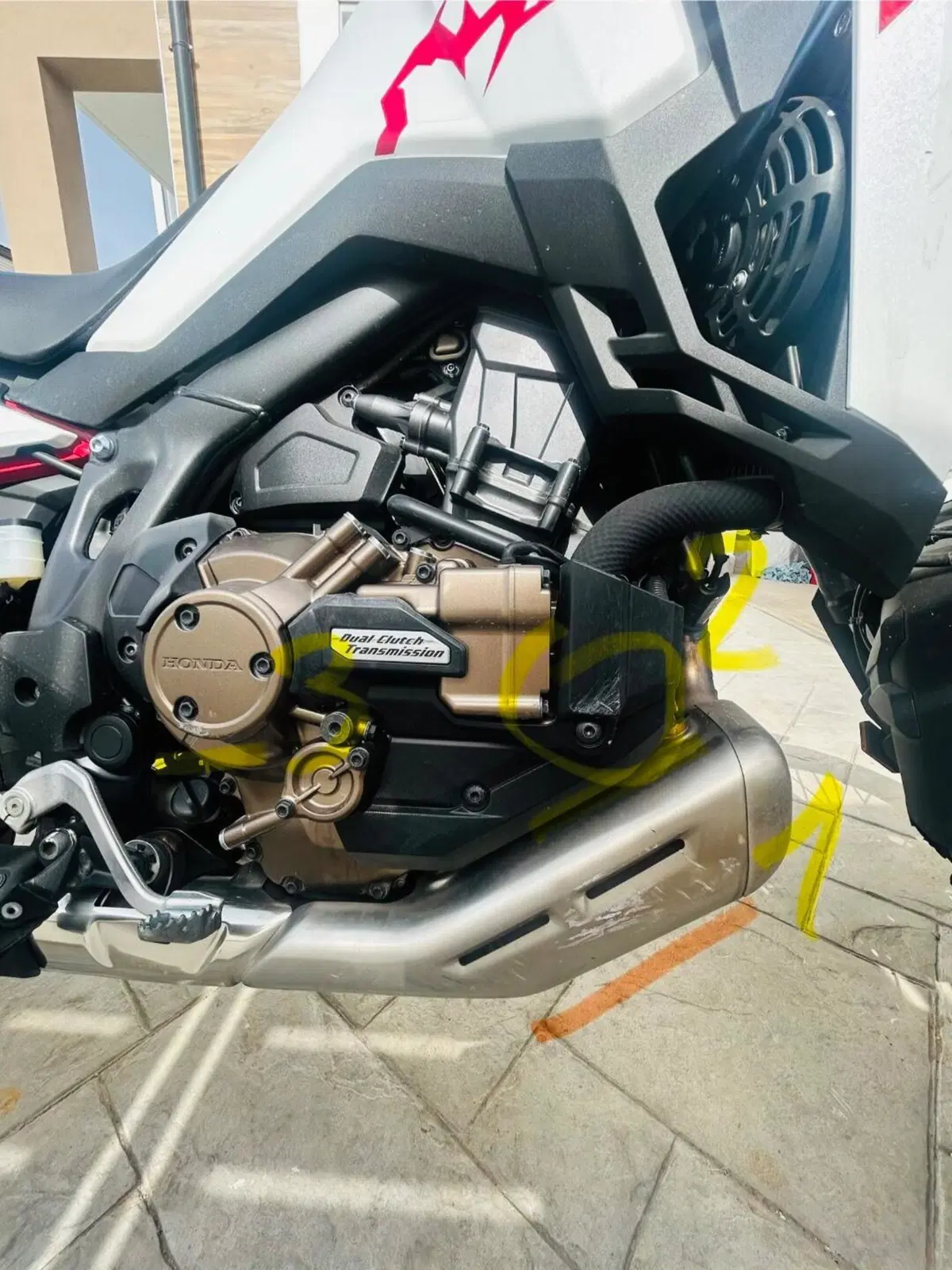 Honda Africa Twin CRF 1100L ES DCT (2024 - 26) (10)