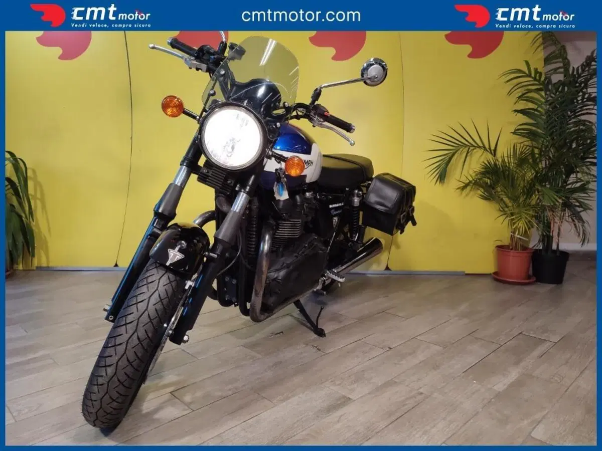 Triumph Bonneville (2007 - 16) (2)