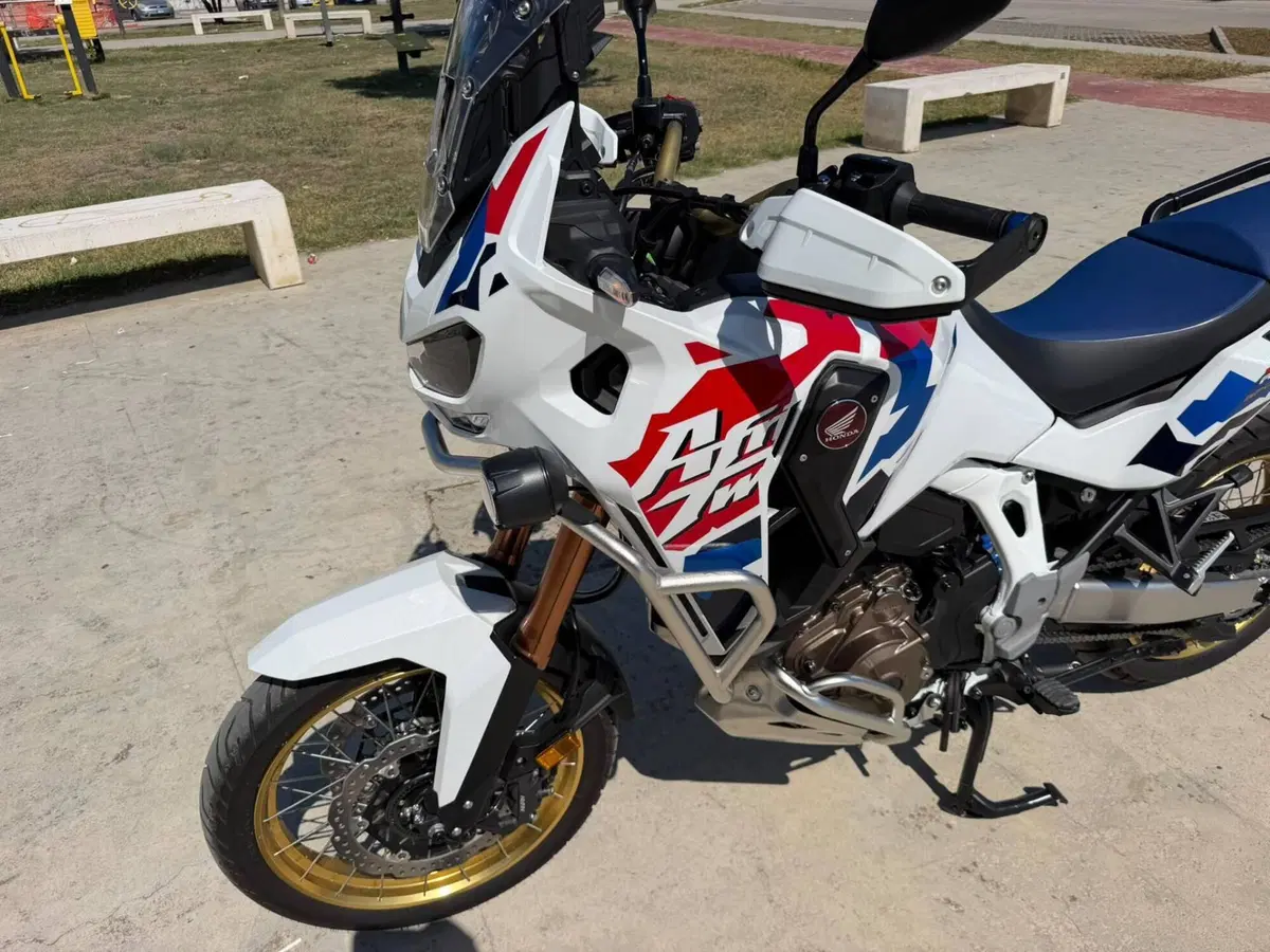 Honda Africa Twin CRF 1100L Adventure Sports Travel Edition (2024 - 26) (17)