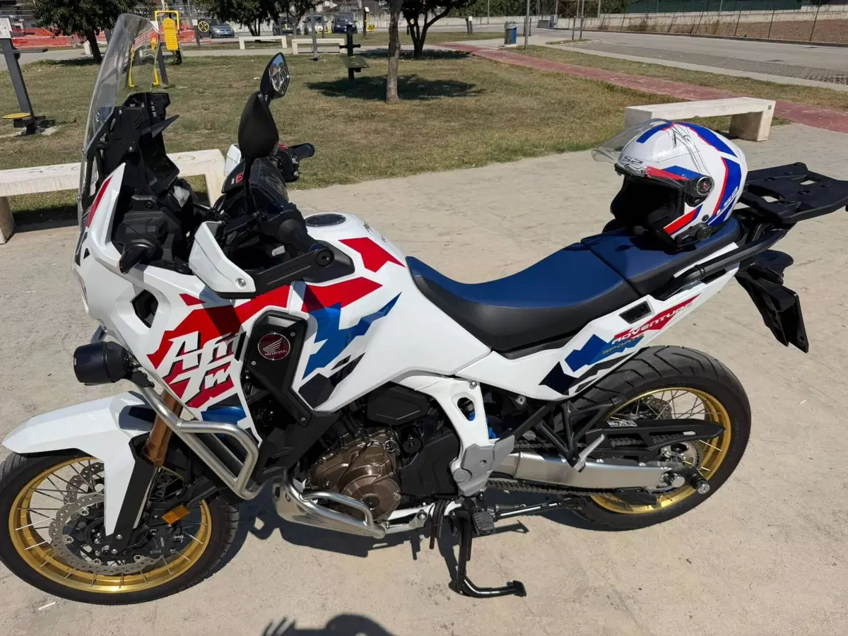 Honda Africa Twin CRF 1100L Adventure Sports Travel Edition (2024 - 26) (19)