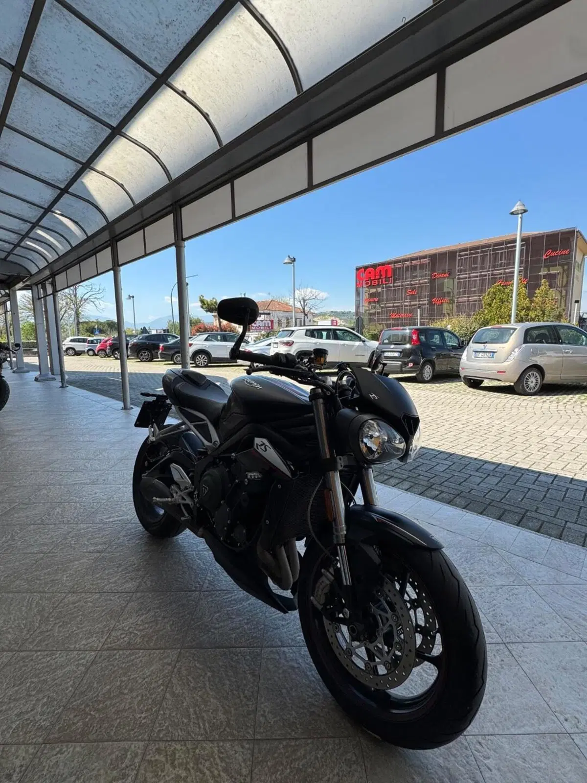 Triumph Street Triple RS (2017 - 19) (2)