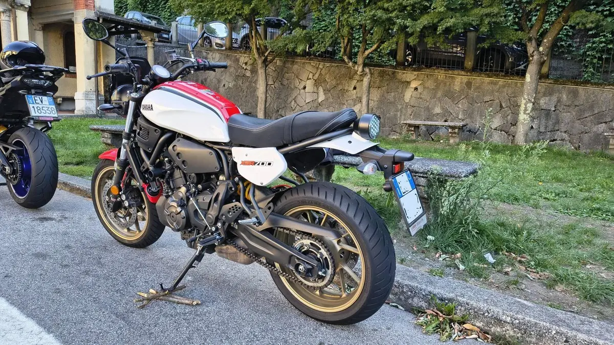 Yamaha XSR 700 (2022 - 26) (6)