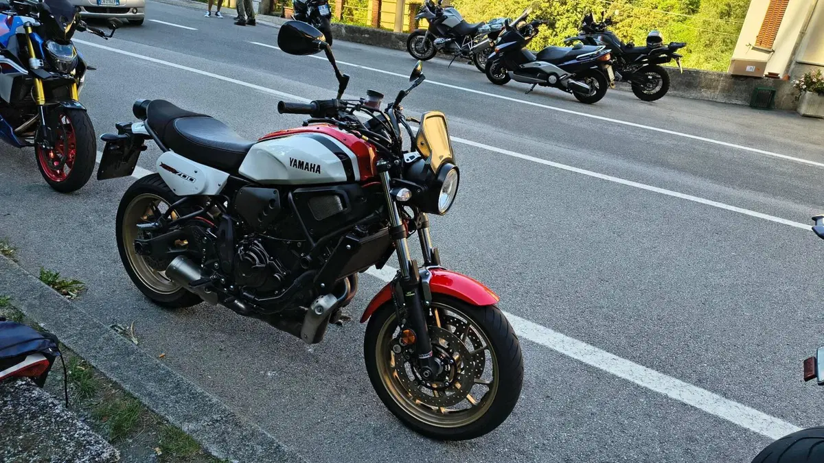 Yamaha XSR 700 (2022 - 26) (7)