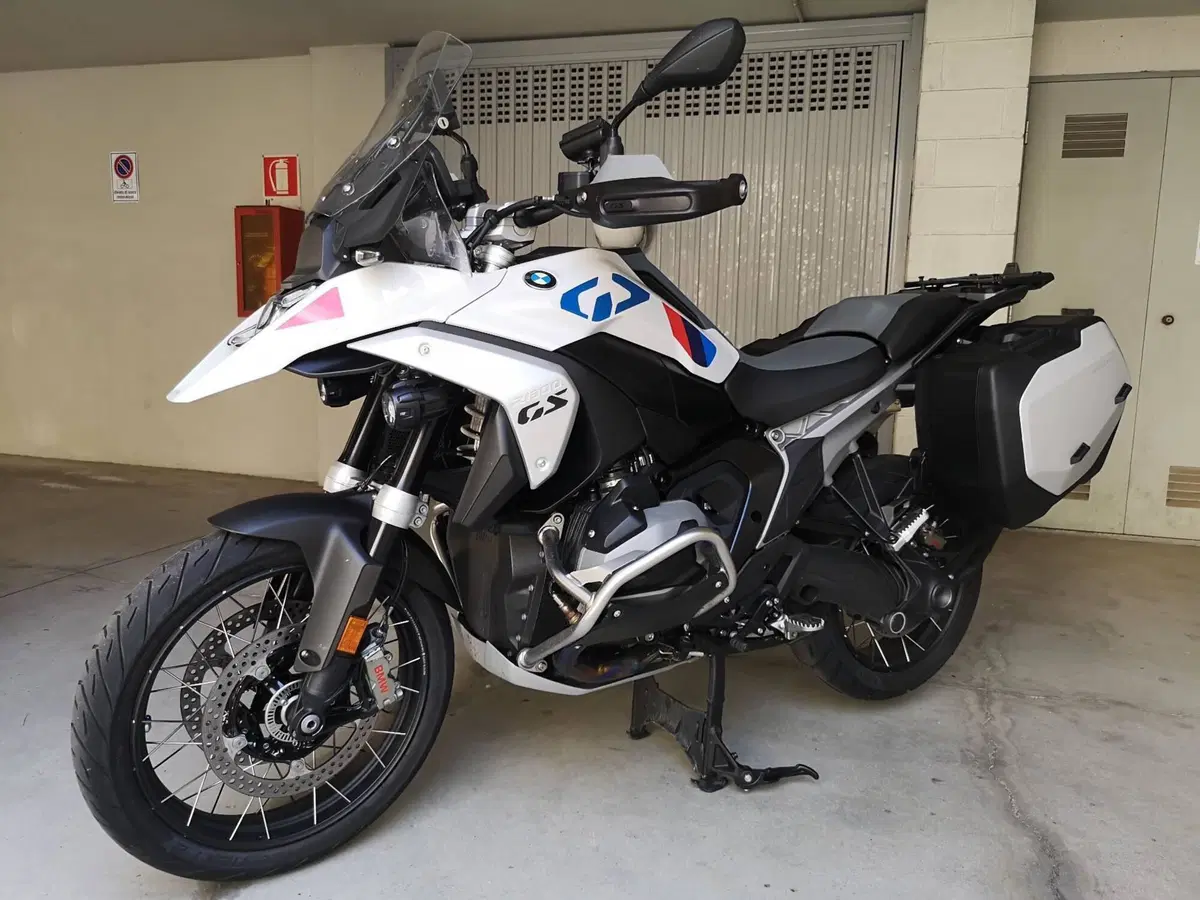 Bmw R 1300 GS (2023 - 26) (4)