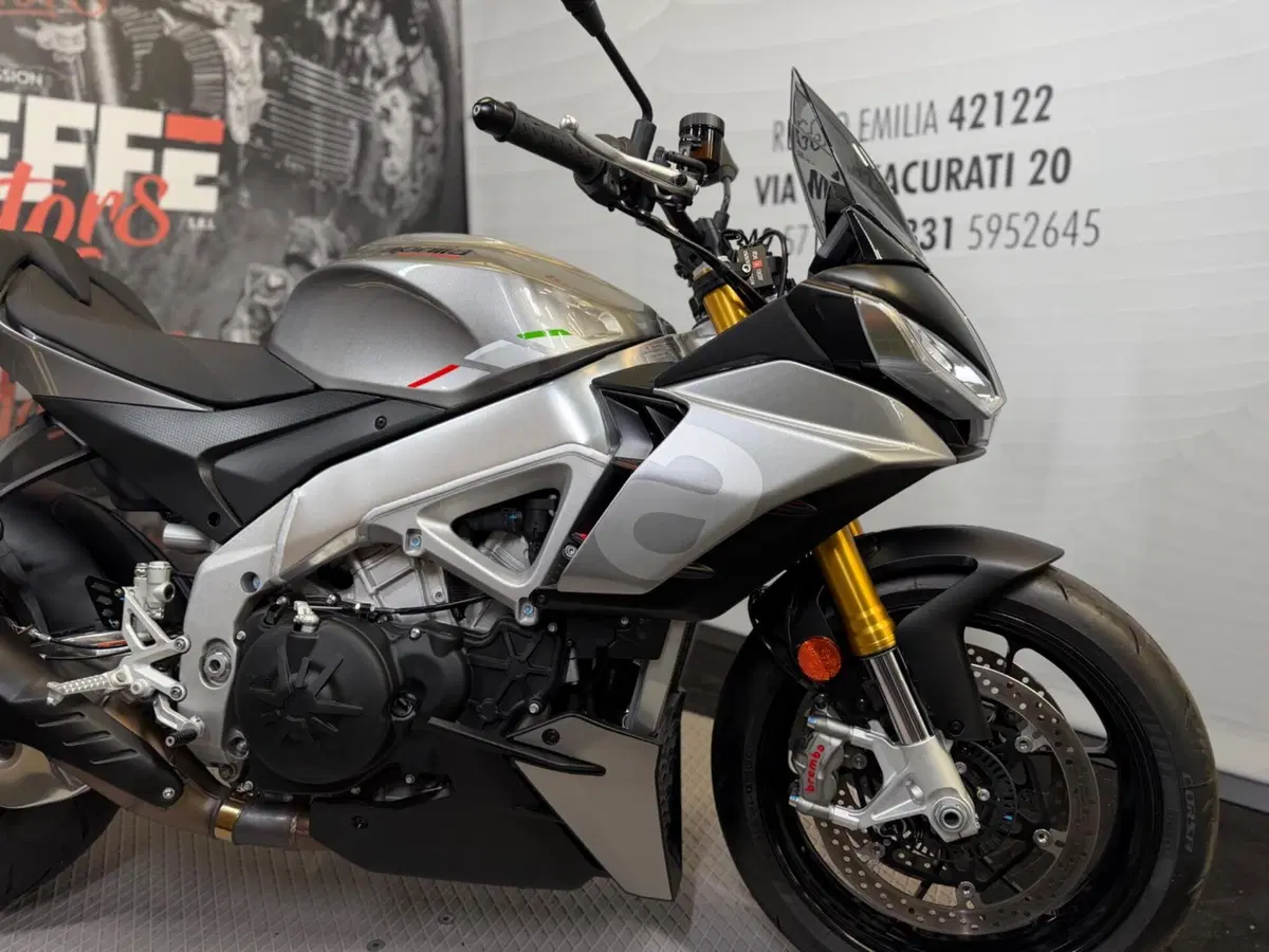 Aprilia Tuono V4 (2021 - 24) (2)