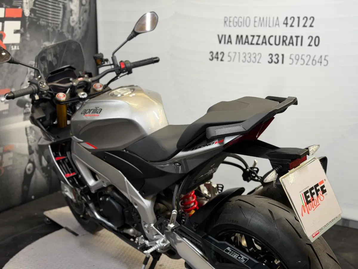 Aprilia Tuono V4 (2021 - 24) (15)