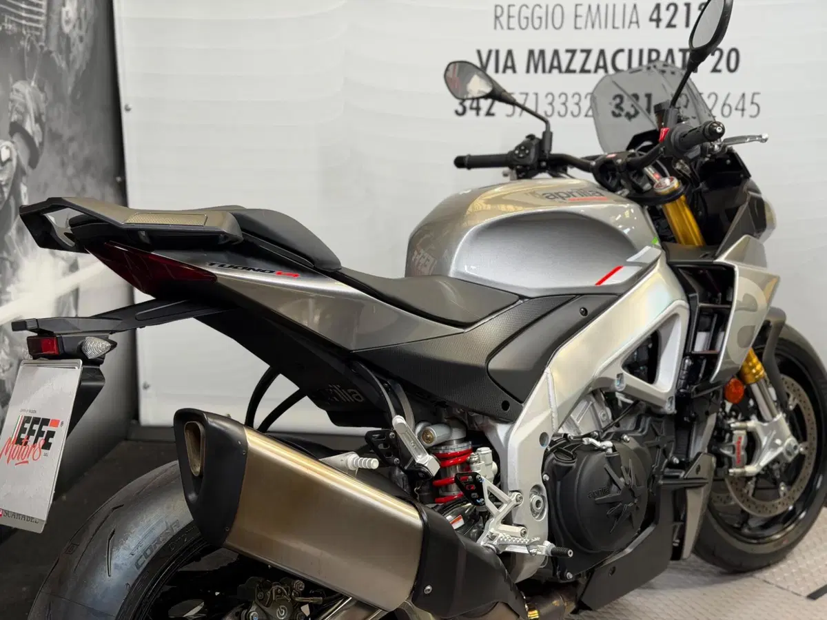 Aprilia Tuono V4 (2021 - 24) (16)
