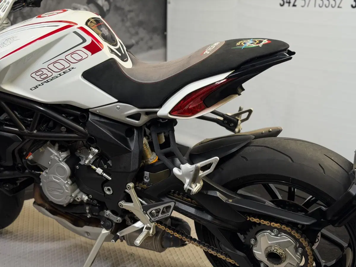 MV Agusta Dragster 800 (2014 - 19) (10)