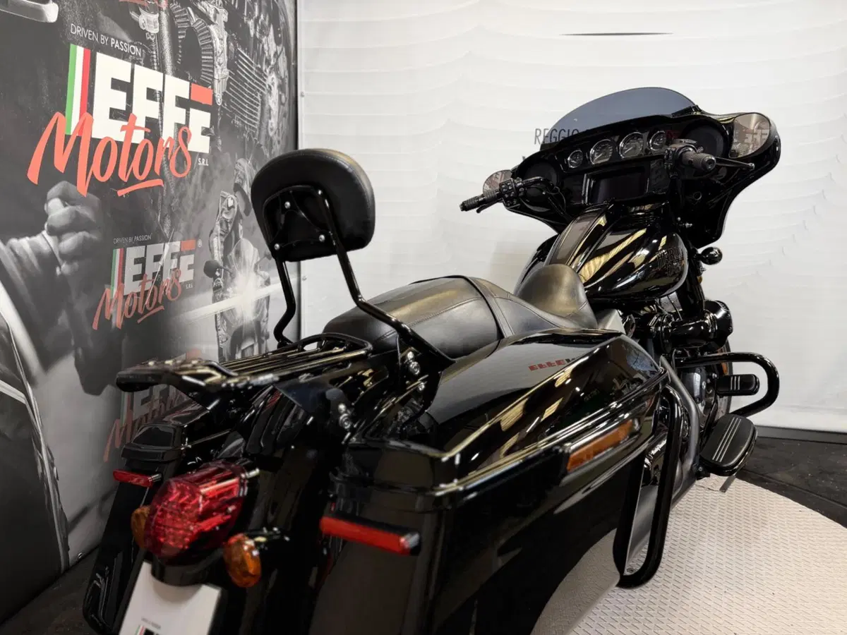 Harley-Davidson Street Glide ST (2022 - 23) (14)