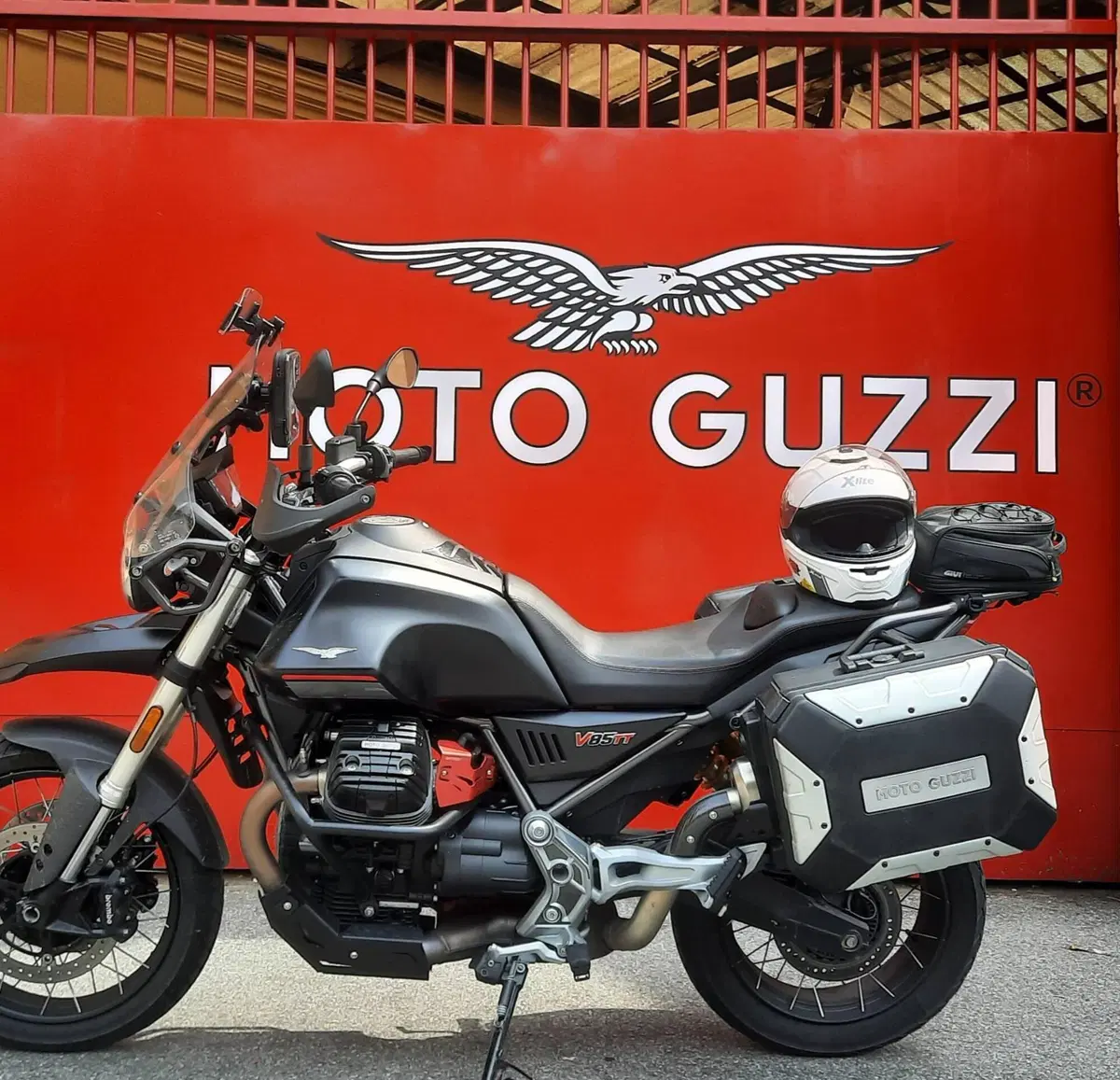 Moto Guzzi V85 TT (2021 - 23)