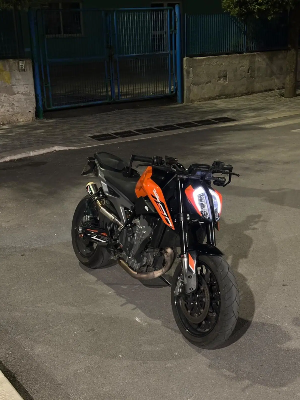 KTM 790 Duke L (2023 - 24)