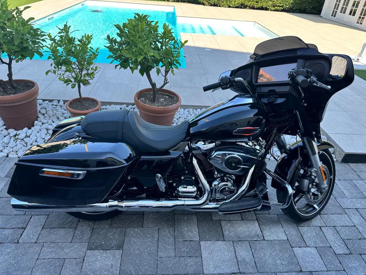Harley-Davidson Street Glide (2024 - 26) (2)
