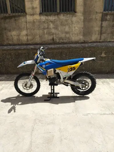 Husqvarna FE 450 Heritage (2025) usata
