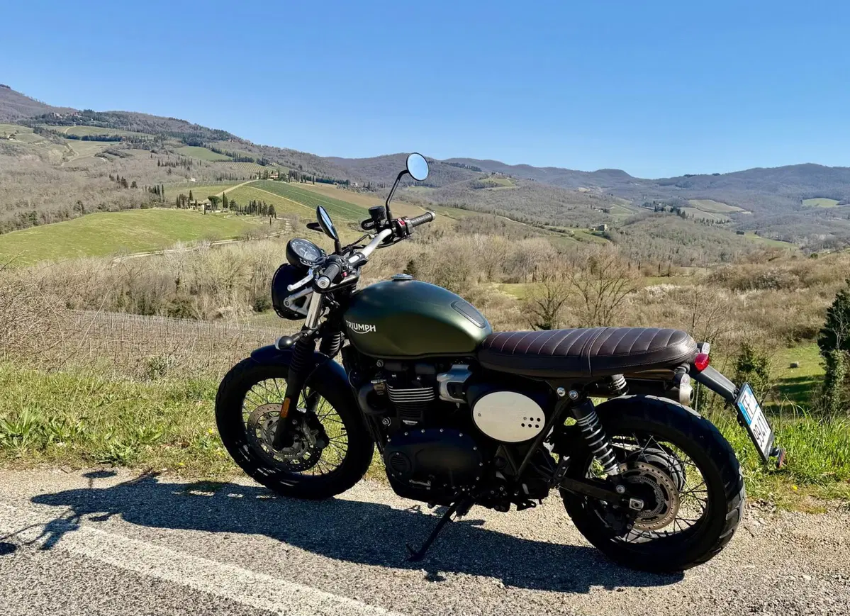 Triumph Scrambler 900 Chrome Edition (2023) (7)