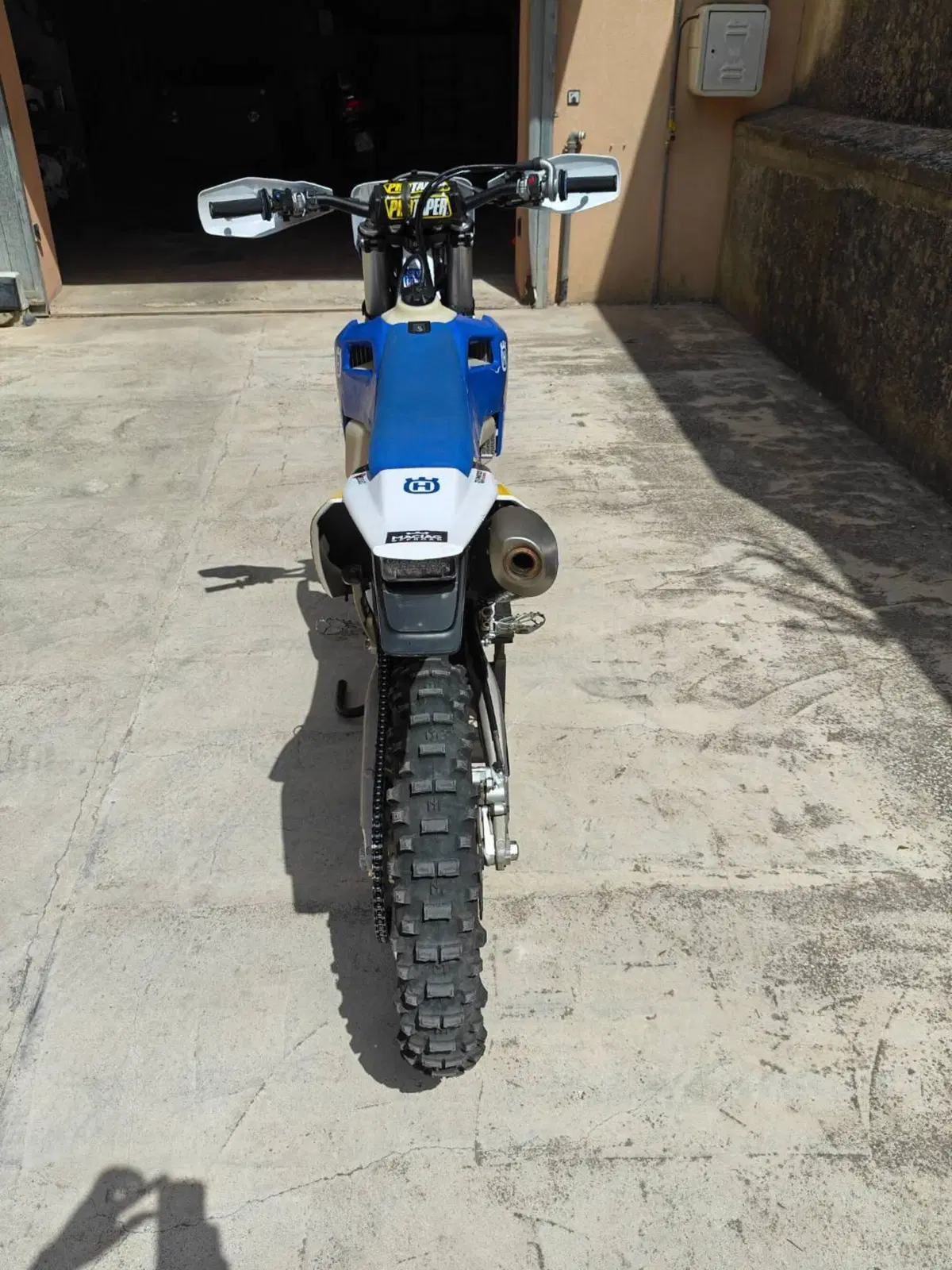 Husqvarna FE 450 Heritage (2025) (3)