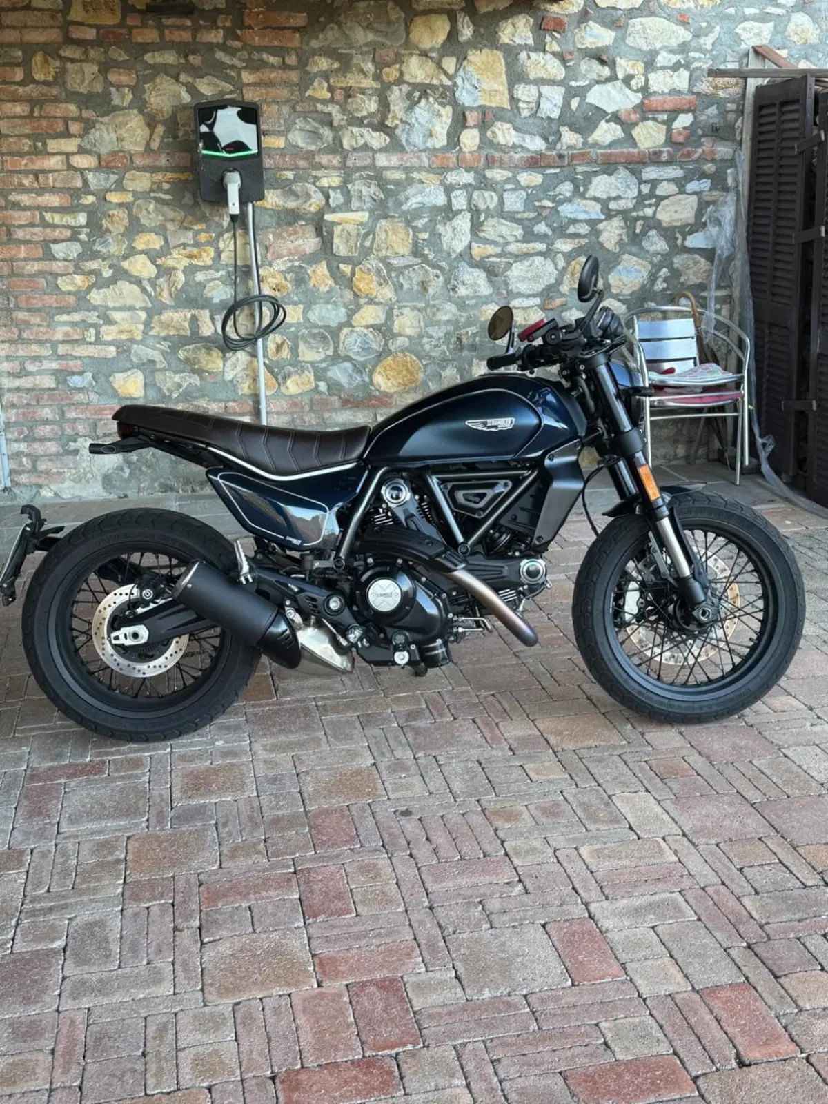 Ducati Scrambler 800 Nightshift (2025 - 26) (2)