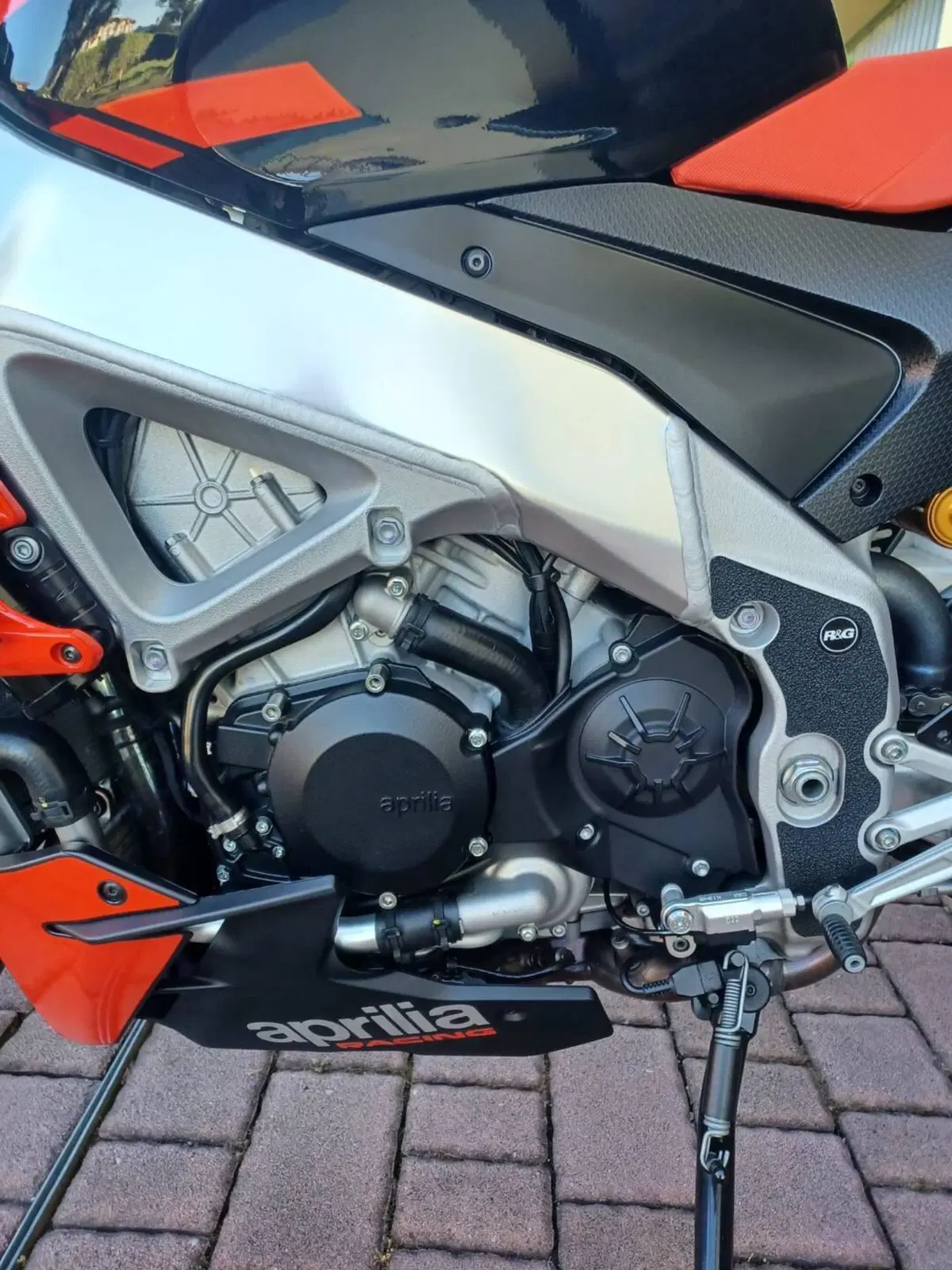 Aprilia Tuono V4 Factory (2021 - 24) (6)