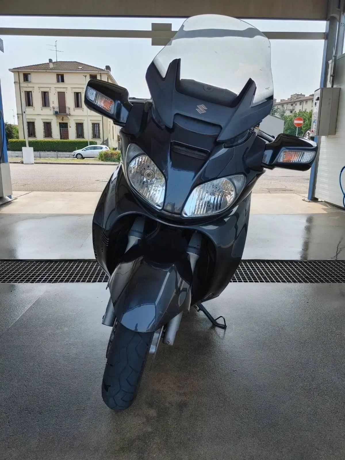 Suzuki Burgman AN 650 Executive ABS (2006 - 12) (2)