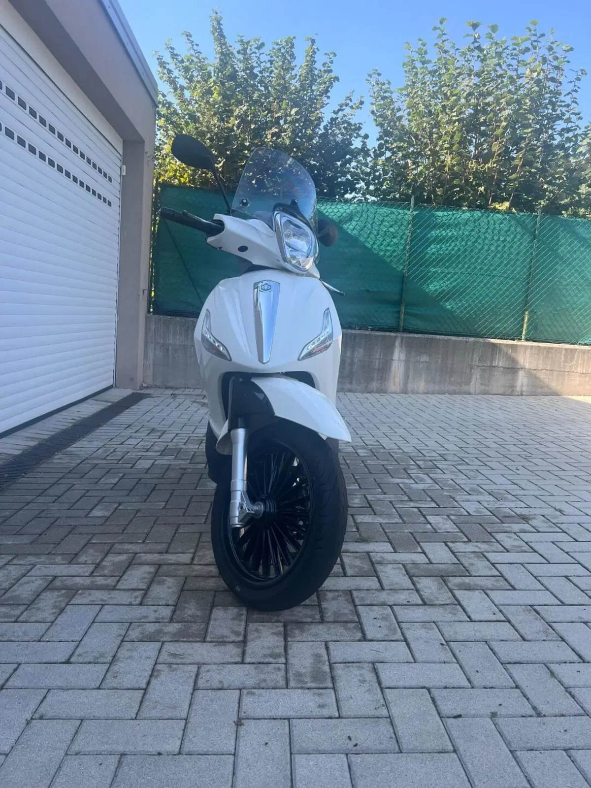 Piaggio Beverly 300 Hpe (2021)