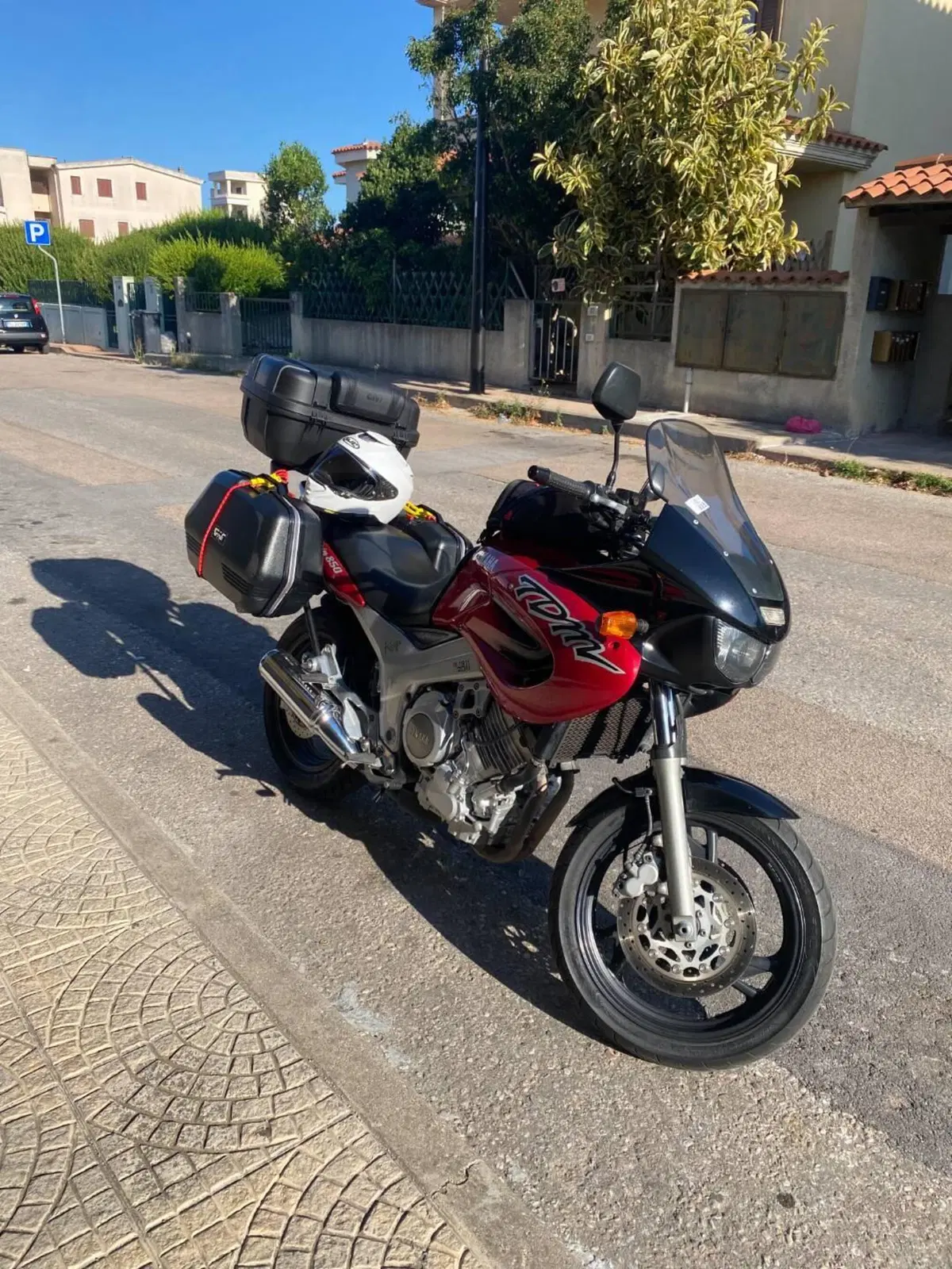 Yamaha TDM 850 (1996 - 01) (2)