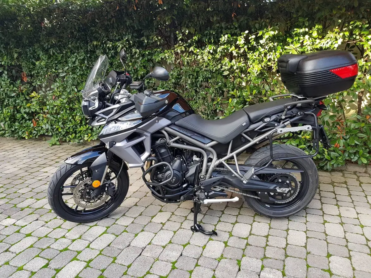 Triumph Tiger 800 XRx (2015 - 17) (2)