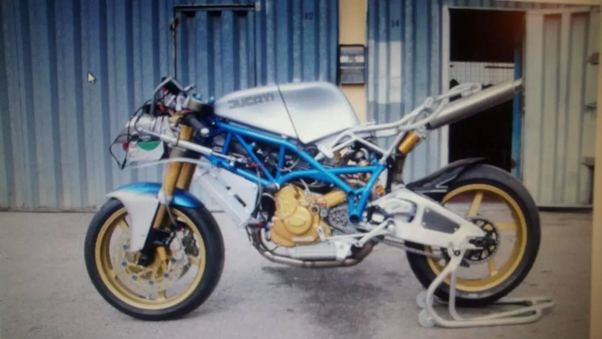 Ducati special 2 valvole (5)