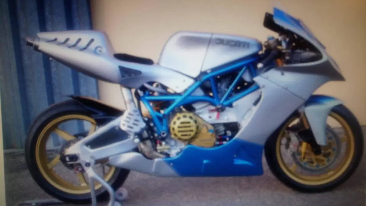 Ducati special 2 valvole (6)