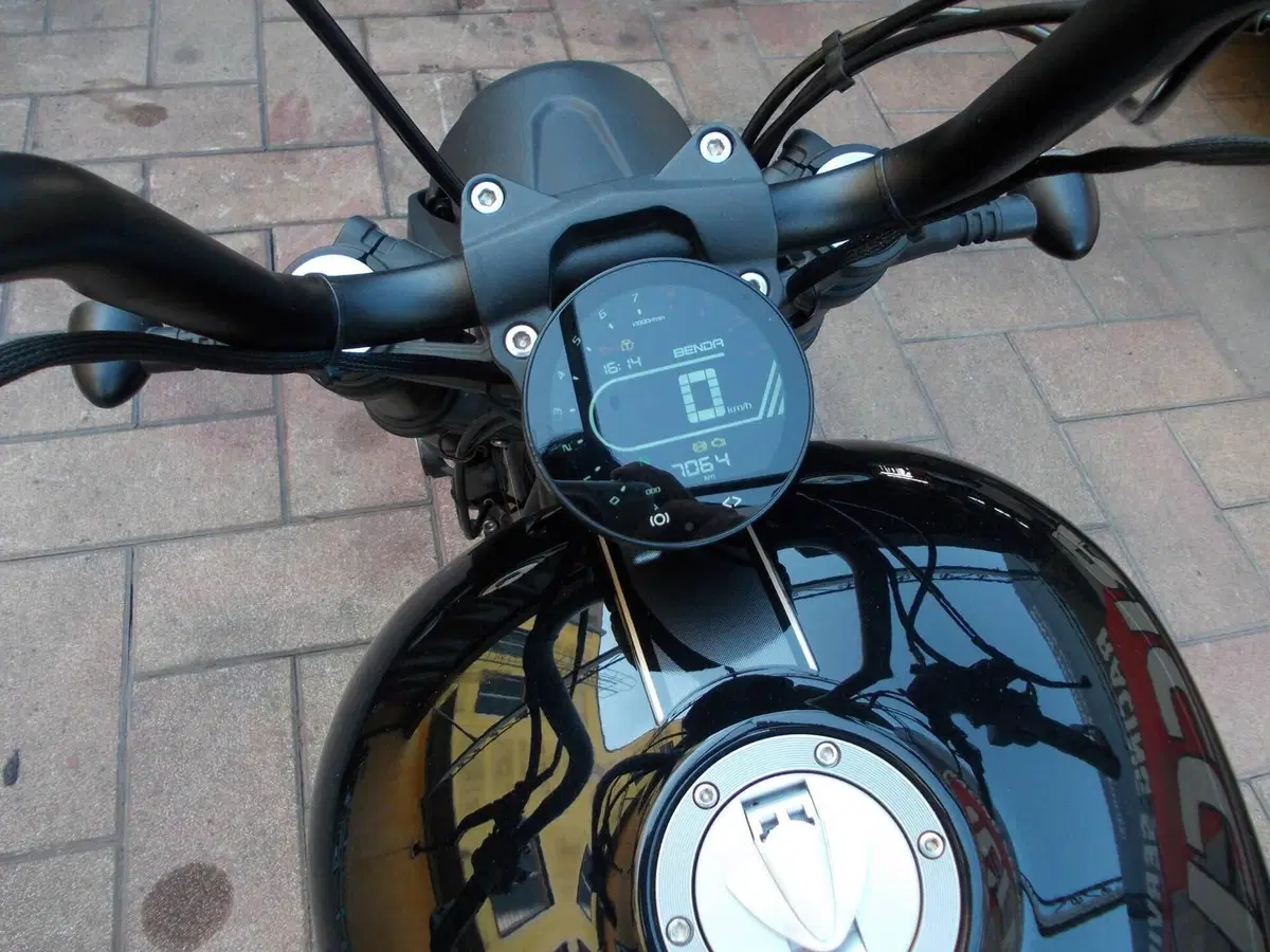 Benda Motorcycles Chinchilla 500 V2 (2025 - 26) (4)