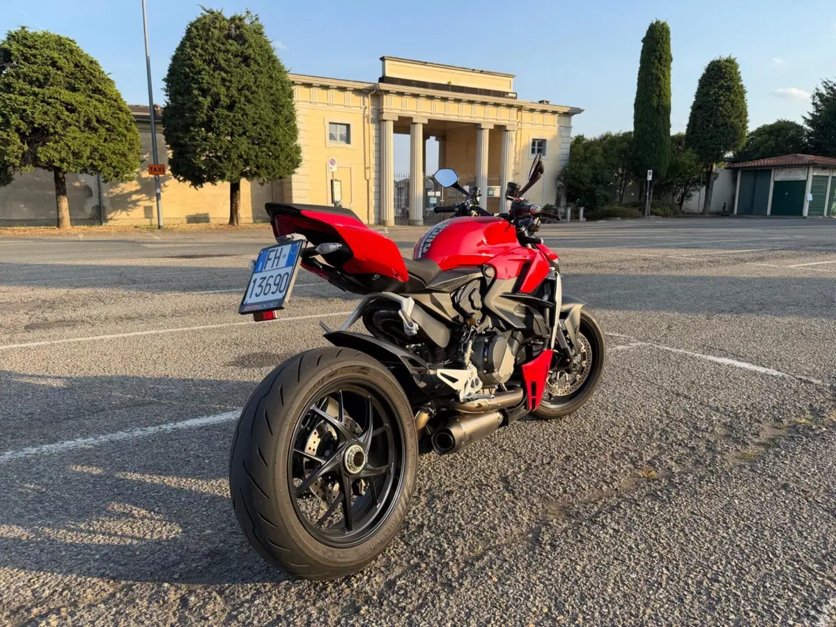 Ducati Streetfighter V2 (2022 - 24) (3)