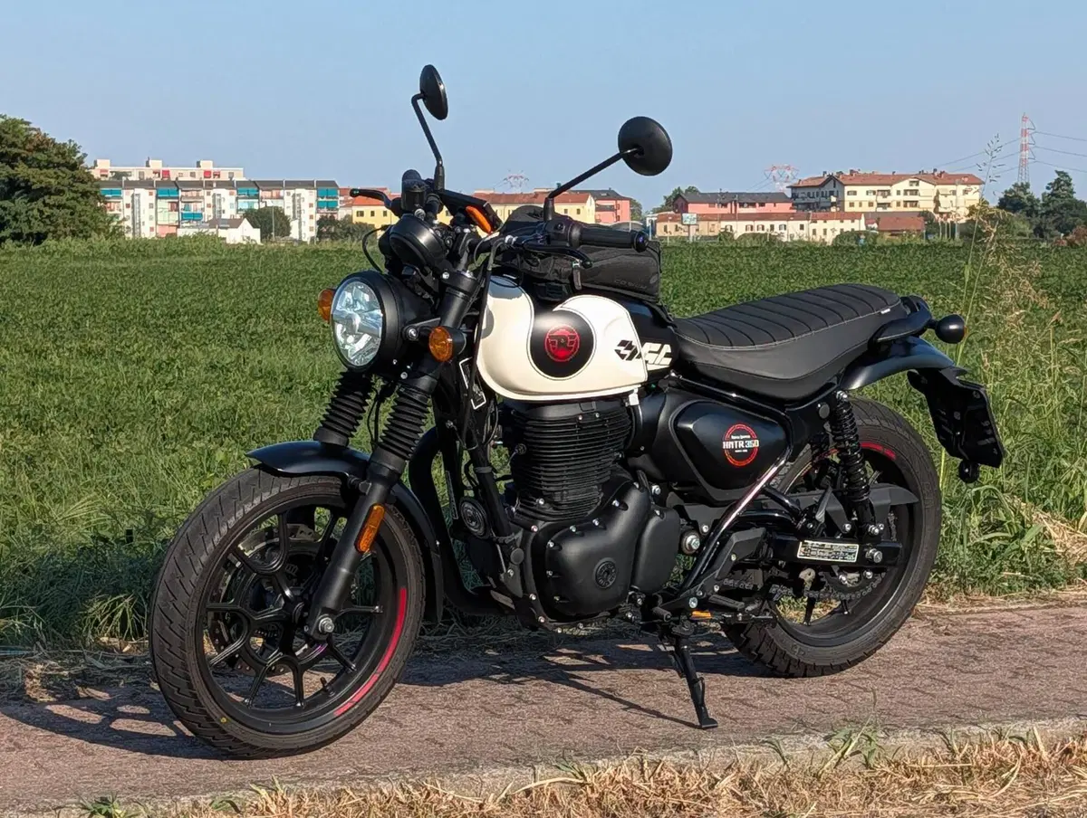 Royal Enfield HNTR 350 (2022 - 26) (5)