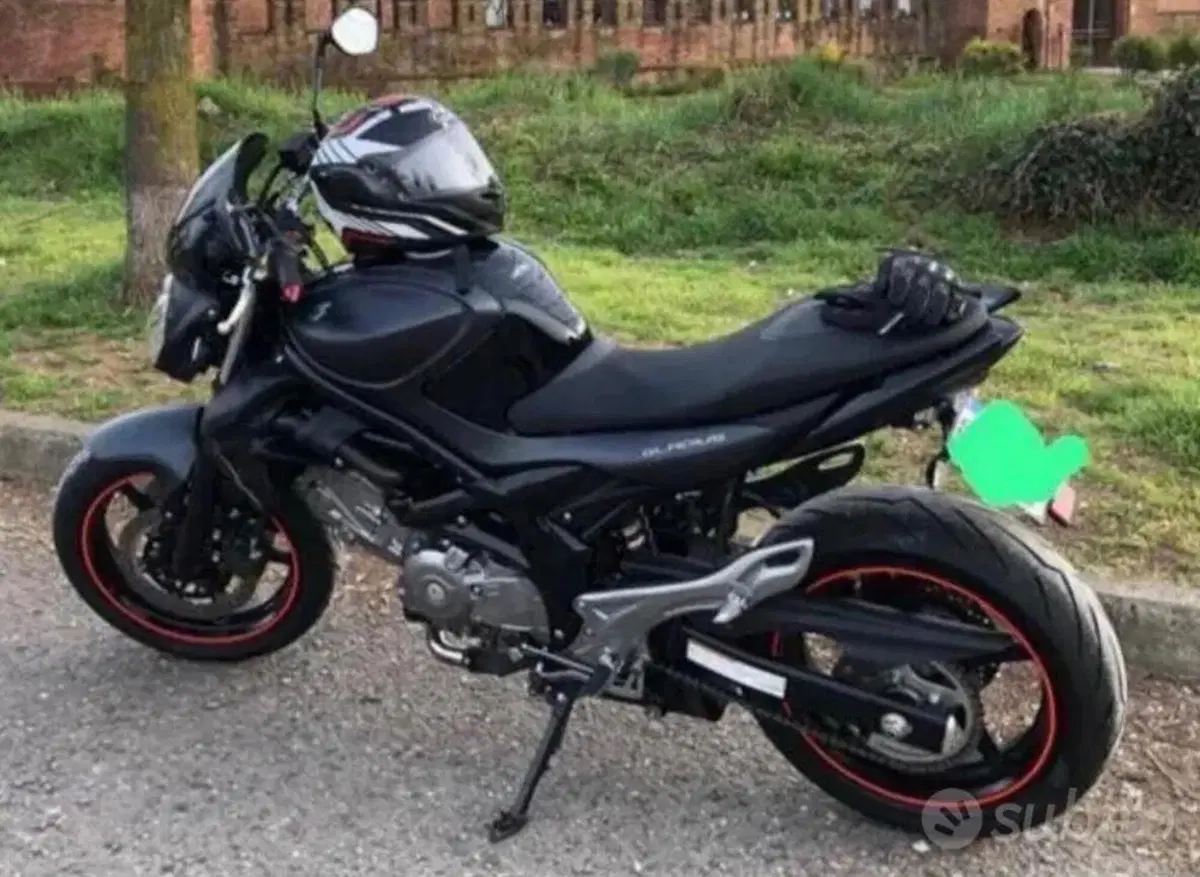 Suzuki Gladius 650 SFV (2009 - 15) (5)
