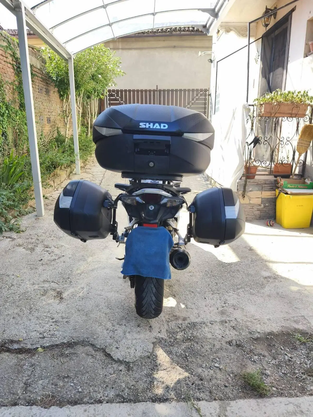 Honda VFR 800 F (2014 - 16) (11)