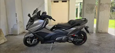 Kymco AK 550 Premium (2023 - 25) usata