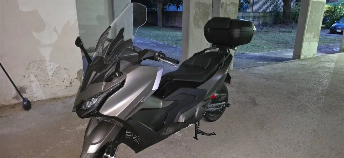 Kymco AK 550 Premium (2023 - 25) (4)