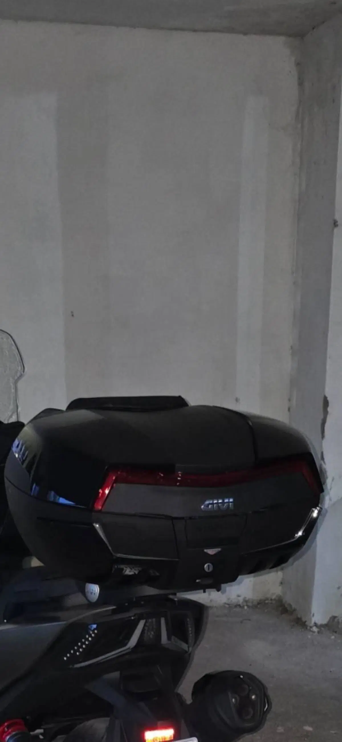 Kymco AK 550 Premium (2023 - 25) (6)