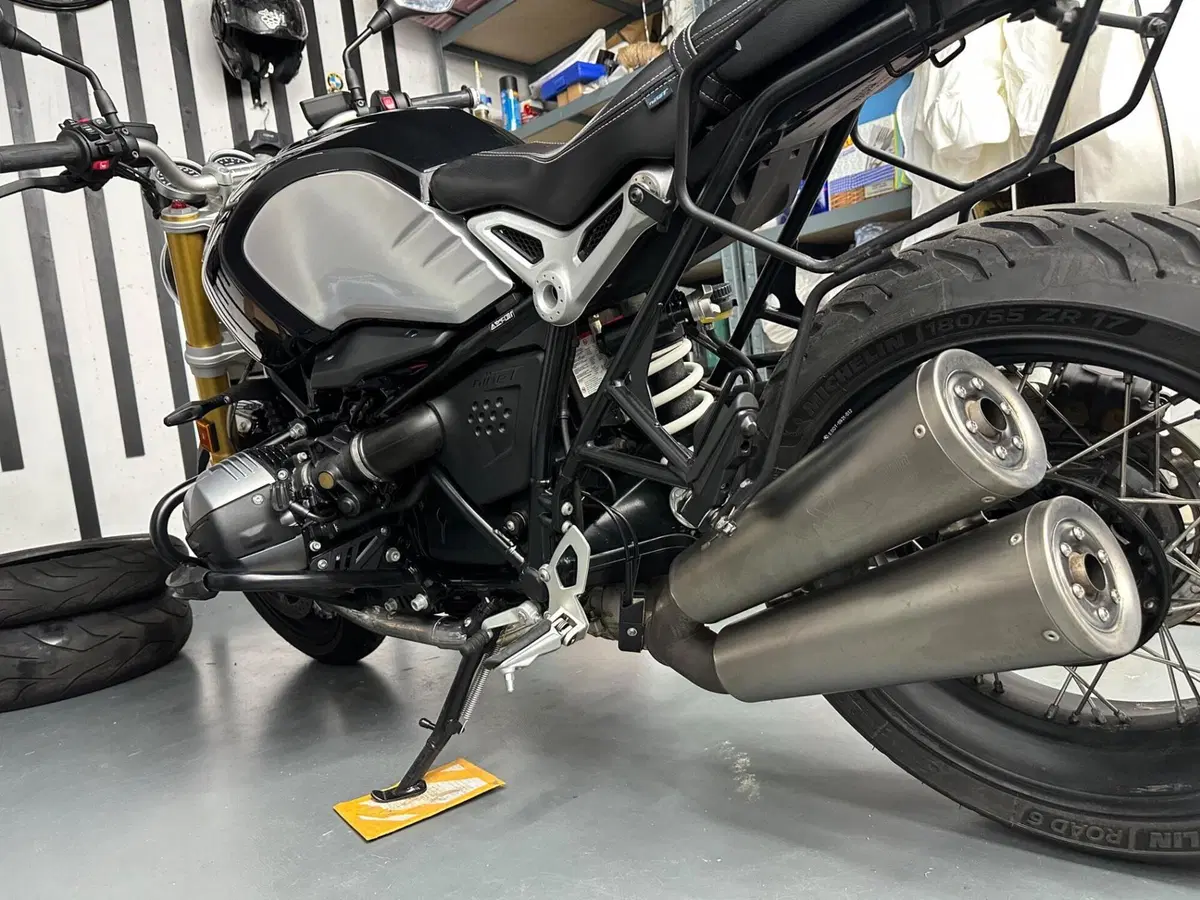 Bmw R nineT 100 Years (2023) (5)