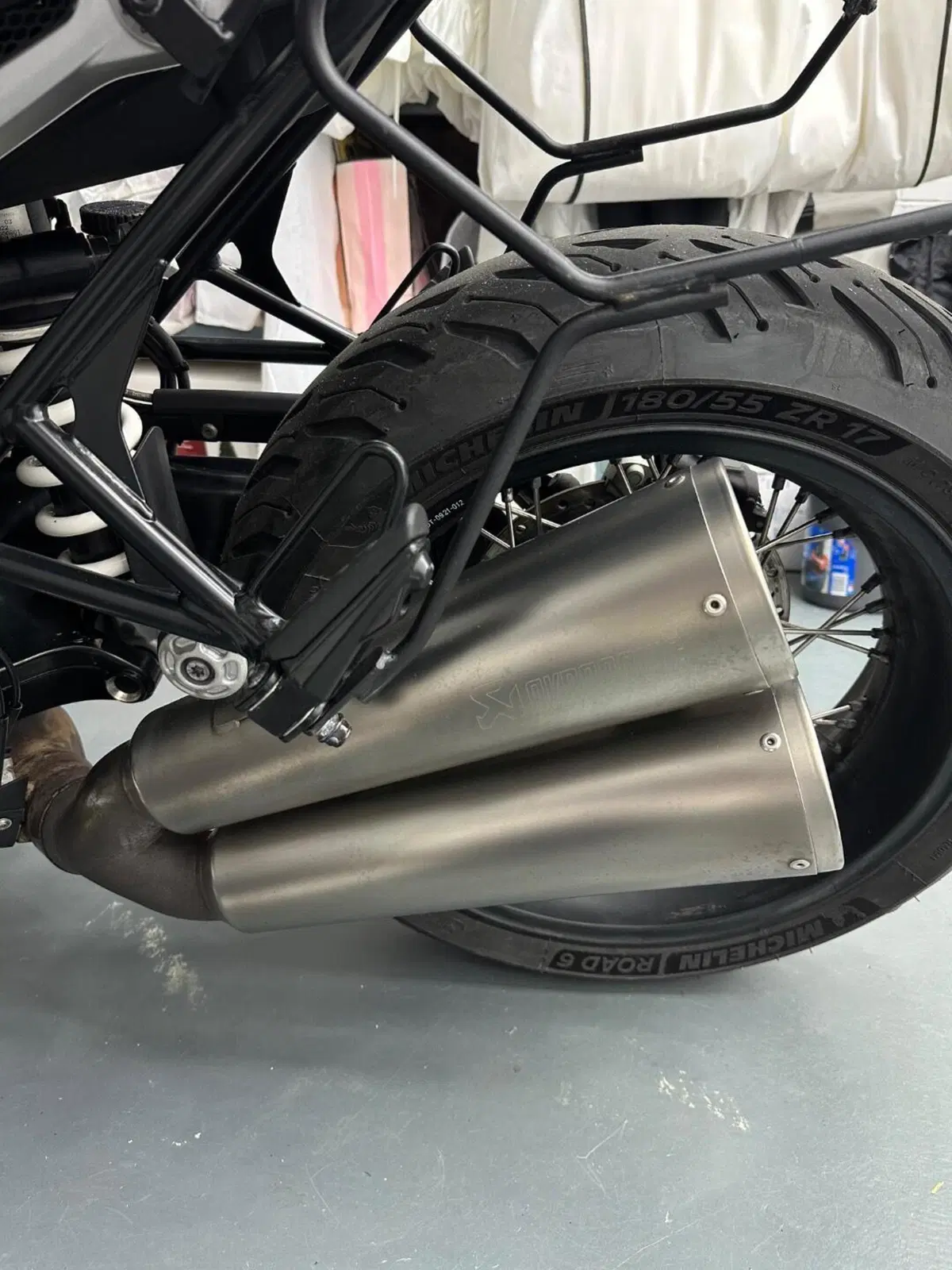 Bmw R nineT 100 Years (2023) (7)