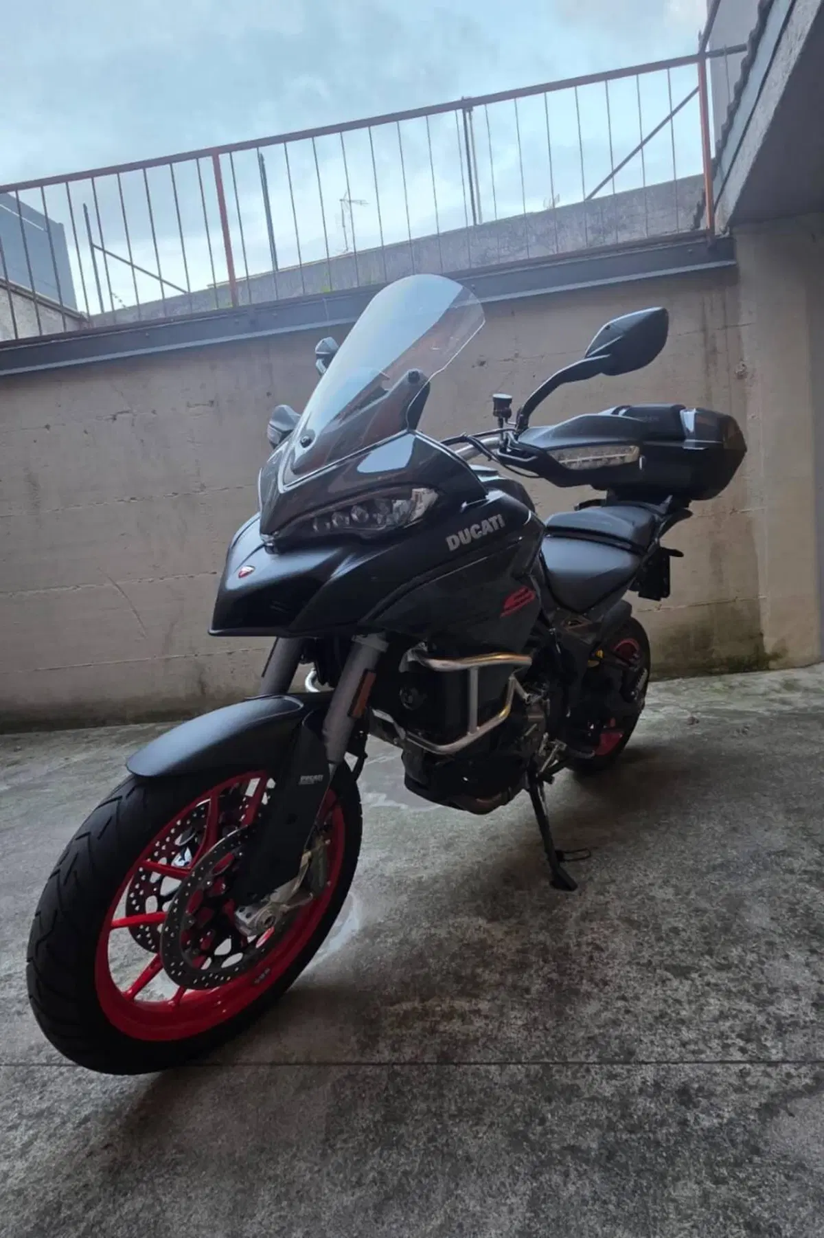 Ducati Multistrada V2 S (2022 - 24) (2)