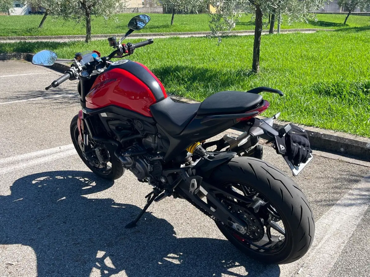 Ducati Monster 937 + (2021 - 25) (5)