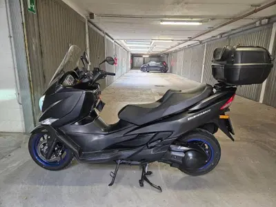Suzuki Burgman 400 (2022 - 24) usata
