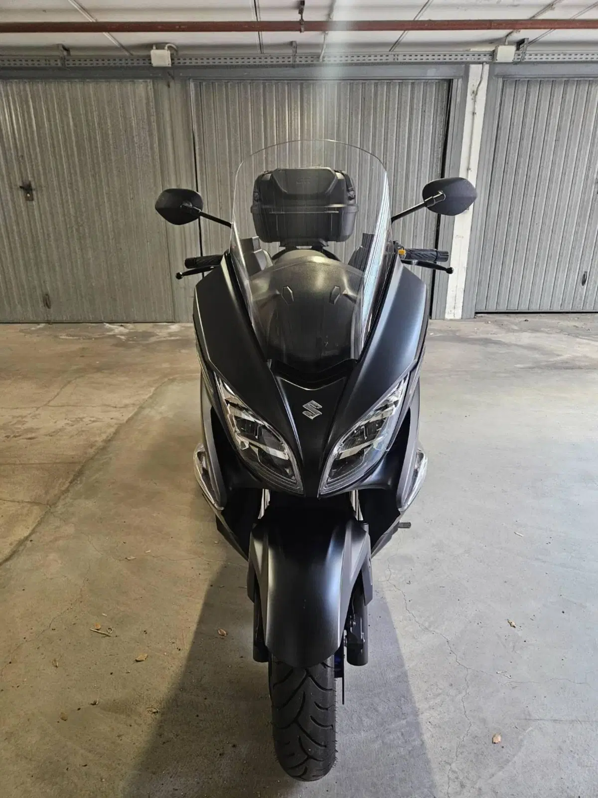 Suzuki Burgman 400 (2022 - 24) (4)