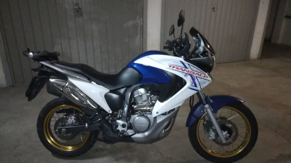 Honda Transalp XL 700 V (2007 - 13) (2)