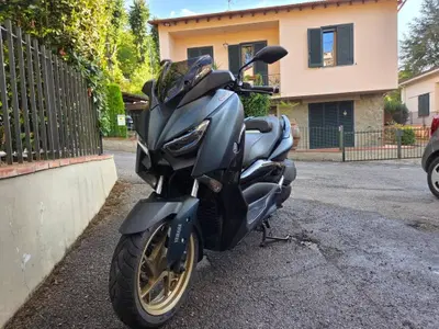 Yamaha X-Max 300 Tech Max (2021 - 24) usata
