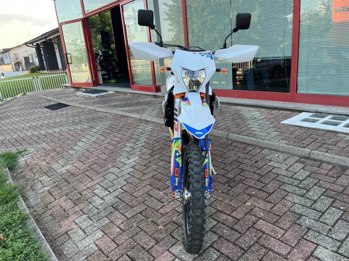 KTM 350 EXC-F 6Days (2026) (5)