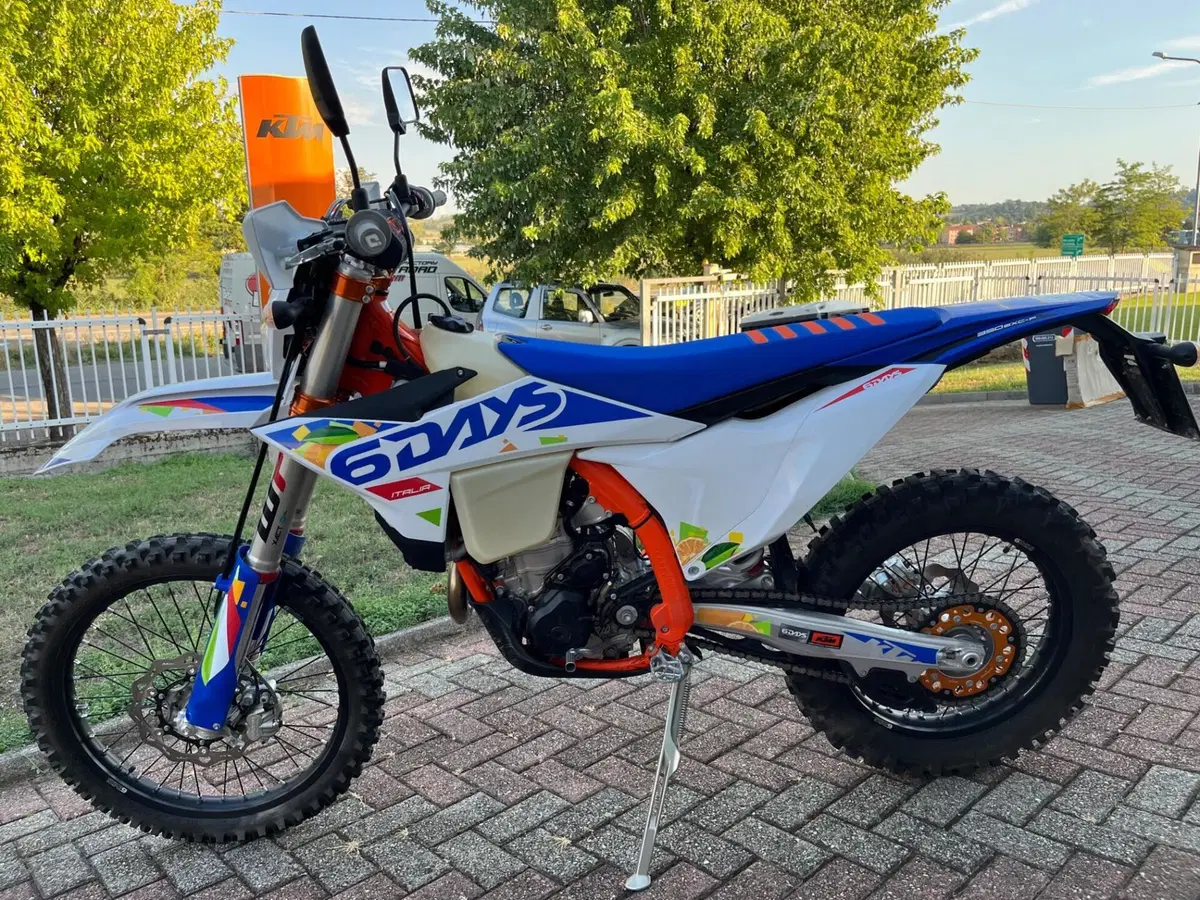 KTM 350 EXC-F 6Days (2026) (9)